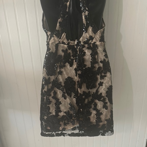 Like New! Luxxel Elegant Black and Tan Lace Slip Dress sz M - Picture 11 of 12